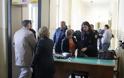 Ξέσπασμα οργής από τη μάνα του νεκρού Ρουσάκη - Αστακός τα δικαστήρια - Φωτογραφία 1