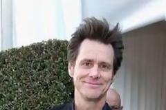 Θα ξεκαρδιστείτε όταν δείτε τι φόρεσε ο Jim Carrey στο πάρτι των Όσκαρ!