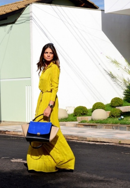 Fashion trend: Η μπλε τσάντα στο look σας - Φωτογραφία 2