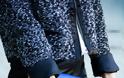 Fashion trend: Η μπλε τσάντα στο look σας - Φωτογραφία 14