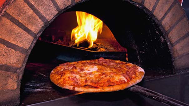 Pizza: Τα πιο λαχταριστά είδη της διάσημης Ιταλίδας «ντίβας» - Φωτογραφία 6