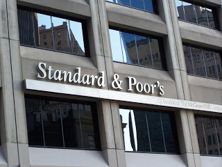 Standard and Poor's: Περιορισμένες συνέπειες από τις περικοπές στις ΗΠΑ - Φωτογραφία 1