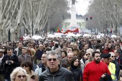 Πλημμύρισε όλη η Πορτογαλία από διαδηλωτές
