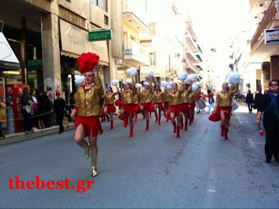 Πάτρα: Χρώματα, κέφι και χαμόγελα στο Καρναβάλι των Μικρών - Σε εξέλιξη η παρέλαση - Δείτε φωτο-video - Φωτογραφία 2