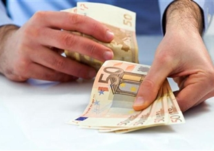 Μισθούς 300 ευρώ σε νέους άνεργους για μερική απασχόληση ζητούν οι πολυεθνικές - Φωτογραφία 1