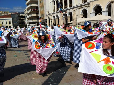 Πάτρα: Nότα αισιοδοξίας στο κέντρο - Χρώματα, κέφι και χαμόγελα στο Καρναβάλι των Μικρών - Δείτε φωτο-video - Φωτογραφία 5