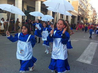 10.000 μικροί καρναβαλιστές στους δρόμους της Πάτρας - Φωτογραφία 1