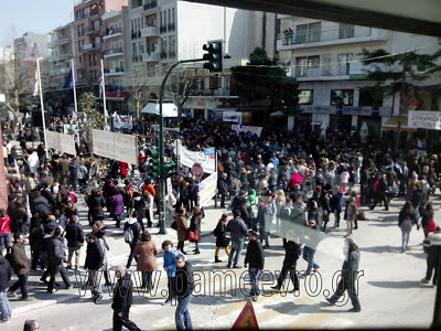 Πλήθος κόσμου στην Διαδήλωση κατά των Χρυσωρυχείων στην Αλεξανδρούπολη - Φωτογραφία 2