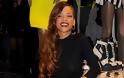 H Rihanna λανσάρει τη δική της κολεξιόν