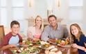 Πώς μπορεί μία οικογένεια να φάει φθηνά και υγιεινά;