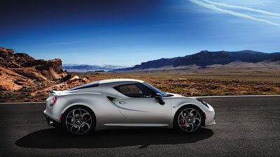 Παγκόσμια πρεμιέρα: Alfa Romeo 4C Launch Edition - Φωτογραφία 3