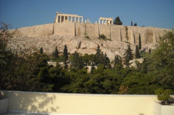 Εγκαταλελειμμένο το σπίτι του ζεύγους Τσοχατζόπουλου! - Δείτε φωτο-video - Φωτογραφία 5