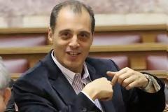 Κυριάκος Βελόπουλος: Συγχαίρεται την Όλγα Κεφαλογιάννη που γύρισε την πλάτη στη Μέρκελ και το... χώσιμο στον Άδωνι