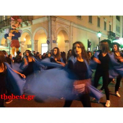 Πάτρα: Σε εξέλιξη η παρέλαση των σχολών χορού- Κέφι και ζωντάνια στο κέντρο - Δείτε φωτό - Φωτογραφία 3
