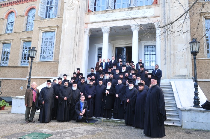 Δάκρυσε ο Πατριάρχης για τη σιωπηλή Σχολή - Φωτογραφία 2