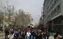 Πάνω από 20.000 διαδηλωτές στην πορεία στη Θεσσαλονίκη κατά των μεταλλείων χρυσού στις Σκουριές - Φωτογραφία 3