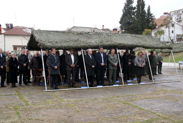 ΚΑΣΤΟΡΙΑ: Επιμνημόσυνη Δέηση για τους πεσόντες του Έθνους - Φωτογραφία 6