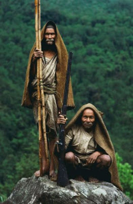Το επικίνδυνο κυνήγι του μελιού στο Νεπάλ - Φωτογραφία 9