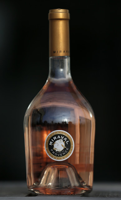 Ξεπούλησε το ροζέ κρασί των Πιτ-Τζολί μέσα σε λίγες ώρες - Φωτογραφία 4