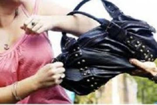 Πάτρα: Νέα αρπαγή τσάντας το πρωί - Μεσήλικας επιτέθηκε σε γυναίκα - Φωτογραφία 1
