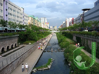 Δείτε το πανέμορφο ρέμα Cheonggyecheon στην καρδιά της Σεούλ στη Νότια Κορέα - Φωτογραφία 3