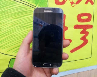 2 Είναι αυτό το Samsung Galaxy S IV; - Φωτογραφία 1