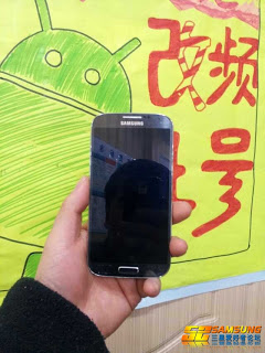 2 Είναι αυτό το Samsung Galaxy S IV; - Φωτογραφία 2