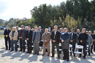 Πάτρα: Φόρος τιμής στους εκτελεσθέντες στο Γηροκομειό - Δείτε φωτο - Φωτογραφία 2