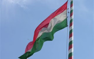 Ανησυχία στις Βρυξέλλες για το νέο Σύνταγμα της Ουγγαρίας - Φωτογραφία 1