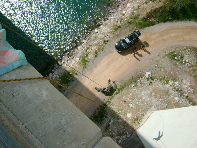 Άσκηση Μονάδας Εφέδρων Καταδρομών Μ.Ε.Κ. στην Υψηλή γέφυρα της Χαλκίδας - Φωτογραφία 27