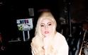 Η Lady Gaga και το 24άρων καρατίων καροτσάκι - Φωτογραφία 3