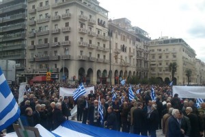 Συγκέντρωση διαμαρτυρίας απόστρατων στρατιωτικών στη Θεσσαλονίκη [video] - Φωτογραφία 3