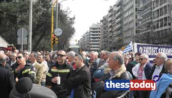 Εντυπωσιακή η πορεία των ένστολων στη Θεσσαλονίκη - Φωτογραφία 5