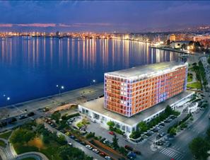 Ανοίγει αύριο ξανά το ξενοδοχείο Μακεδονία Παλάς, ελαφρώς ανακαινισμένο και με αρκετούς Ρώσους και Ισραηλινούς πελάτες - Φωτογραφία 1