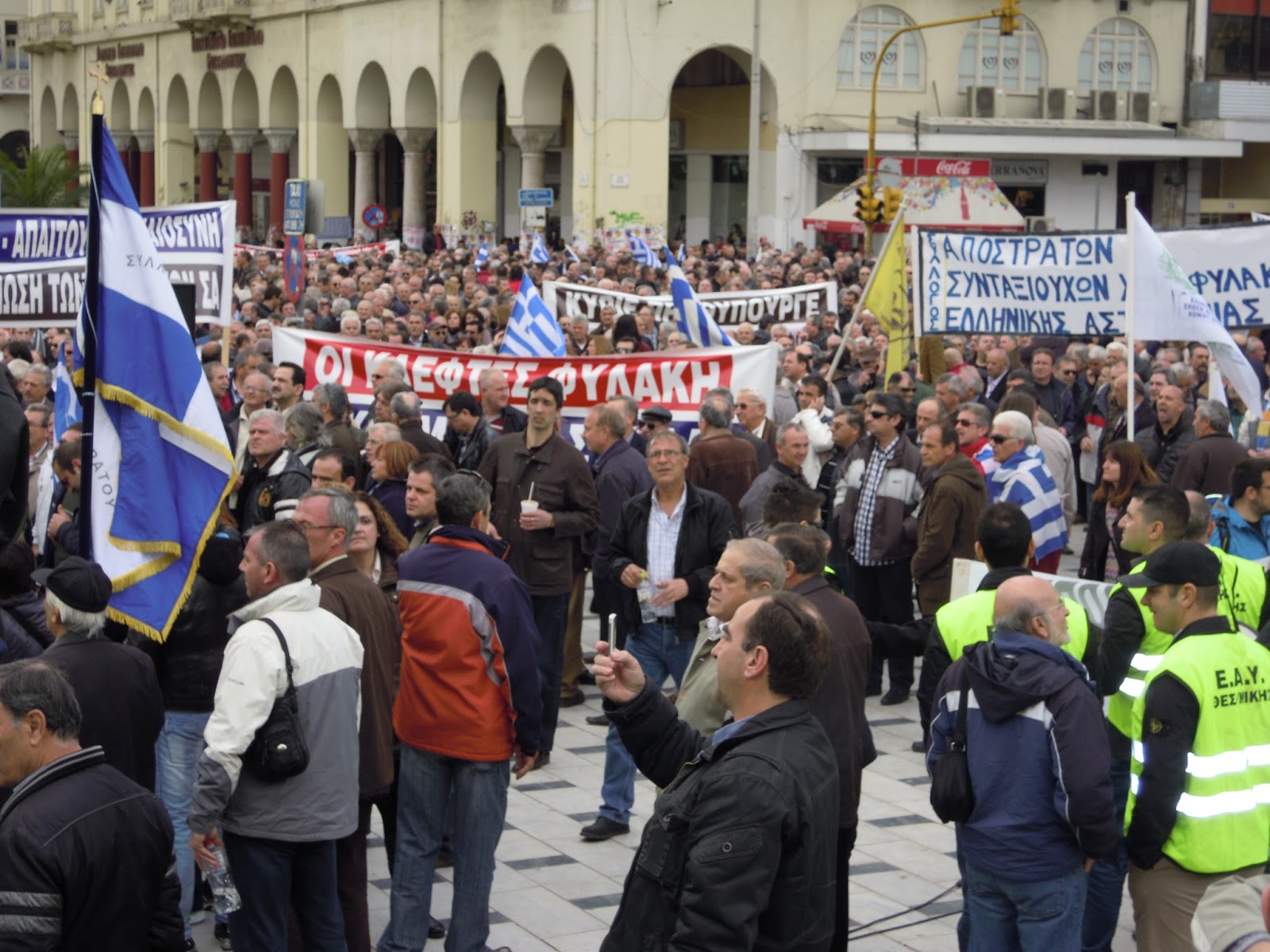 Πορεία Ένστολων: Το ''Ποτάμι'' ξεπέρασε τις 13.000...! - Φωτογραφία 10