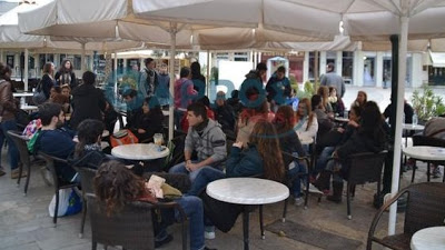 100 σπουδαστές στην Αθήνα για το πανεκπαιδευτικό συλλαλητήριο - Φωτογραφία 2