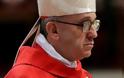 Αρνήθηκε την παπική λιμουζίνα ο Πάπας Φραγκίσκος