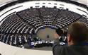 Τι σημαίνει η υπερψήφιση της έκθεσης περί ΑΟΖ στο Ευρωπαϊκό Κοινοβούλιο