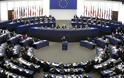 Πρωτόγνωρη απόφαση στο Eurogroup για την Κύπρο - Φορολογούν τις καταθέσεις