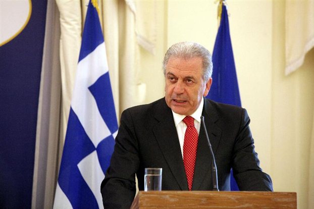 Μεγάλο σκάνδαλο: Ελληνίδα διπλωμάτης αποκαλεί δημοσίως τον Μουράτ Καραγιλάν μακελάρη - Φωτογραφία 1