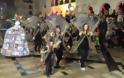 Πάτρα: Εντυπωσιακή η νυκτερινή παρέλαση - Μηνύματα χαράς και αισιοδοξίας [video] - Φωτογραφία 2