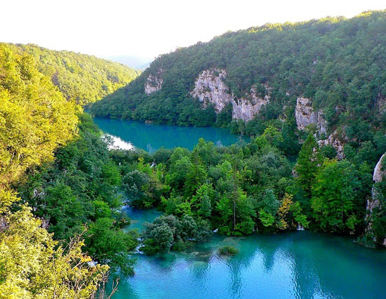 ΔΕΙΤΕ: Παραμυθένιες λίμνες στην Κροατία... - Φωτογραφία 4