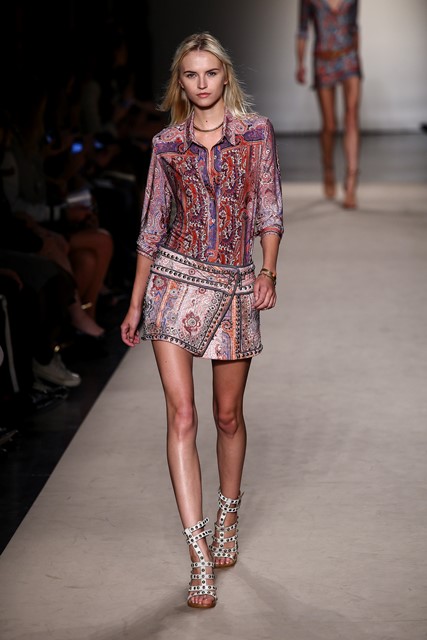 Fashion trend: Printed τοπ - Φωτογραφία 15