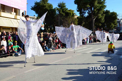 Παρέλαση με 3500 καρναβαλιστές στο Άργος - Φωτογραφία 13