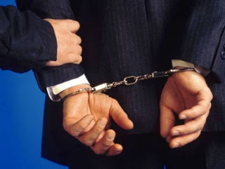 Εύβοια: Χειροπέδες σε 49χρονο επιχειρηματία που χρωστούσε πάνω από ένα εκατ. ευρώ - Φωτογραφία 1