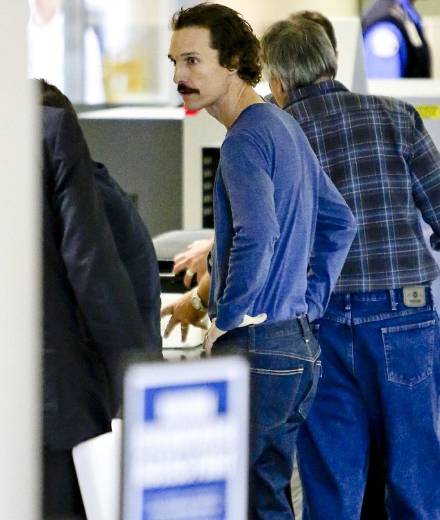 Matthew McConaughey: Από σκελετωμένος, απέκτησε ξανά μυς! - Φωτογραφία 5