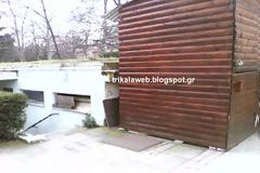 Τουαλέτες είναι αυτές στα Τρίκαλα; Θυμίζουν τουαλέτες Ουγκάντα