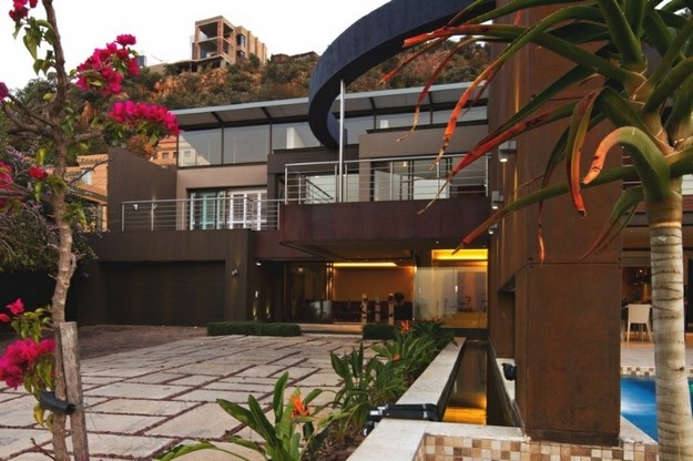 Constantia Kloof House από τους Nico van der Meulen Architects - Φωτογραφία 17