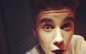 Ο Bieber ξύρισε το... ανύπαρκτο μουστάκι του - Φωτογραφία 3