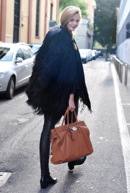 Fashion trend: Oversized τσάντα - Φωτογραφία 2